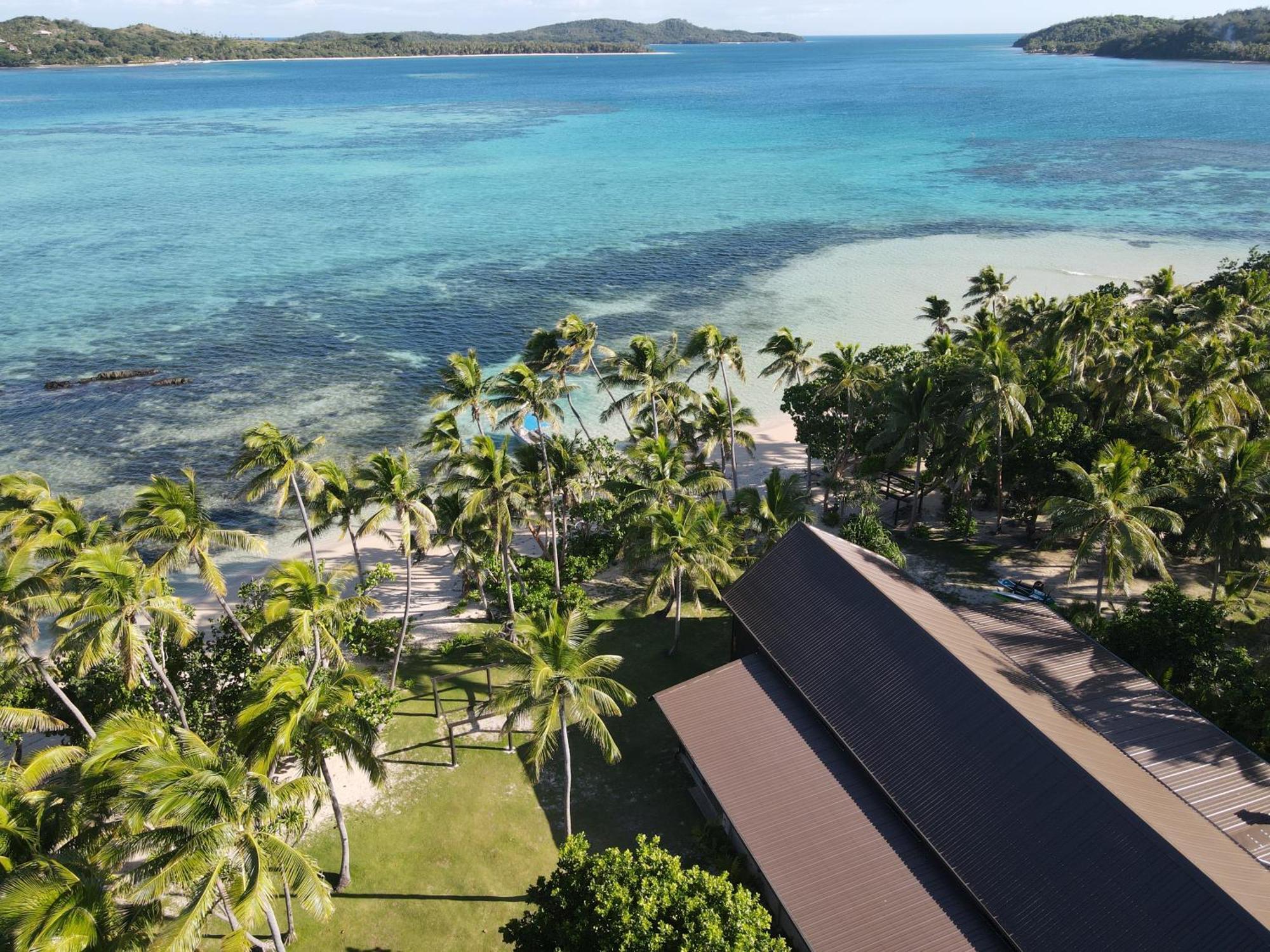 Coconut Beach Resort Tavewa Island Экстерьер фото