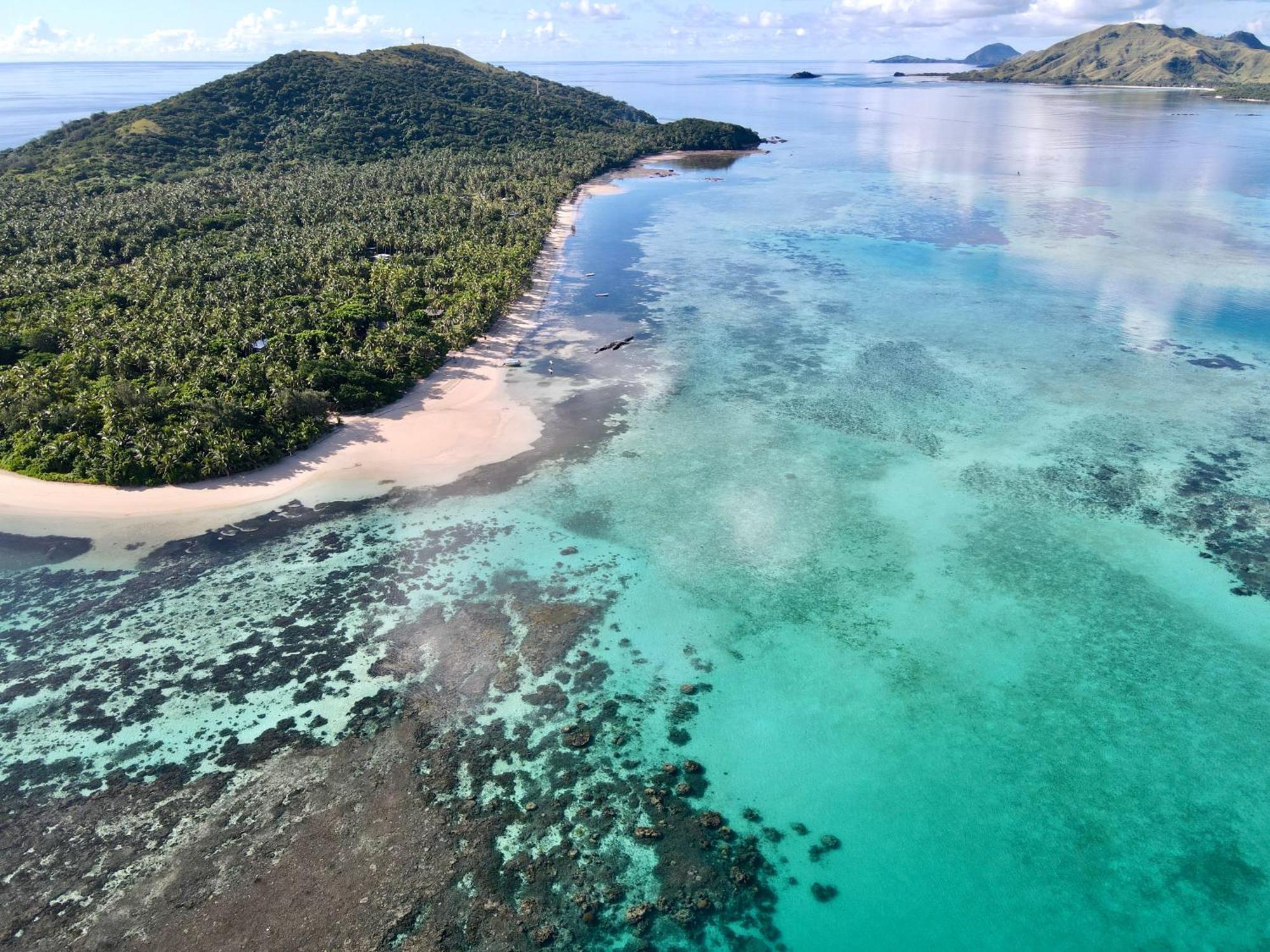 Coconut Beach Resort Tavewa Island Экстерьер фото