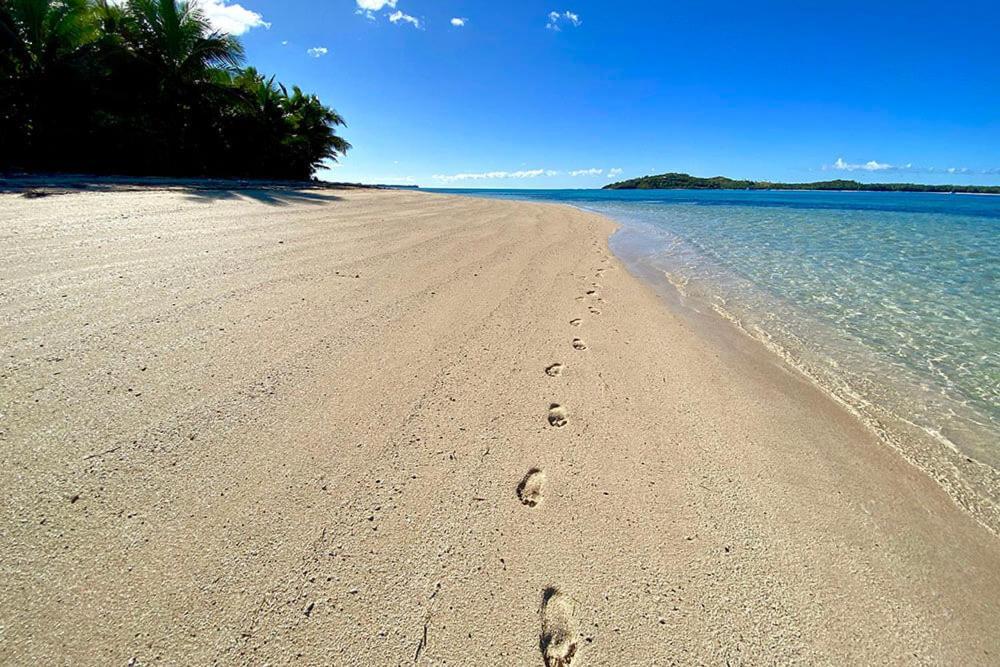 Coconut Beach Resort Tavewa Island Экстерьер фото