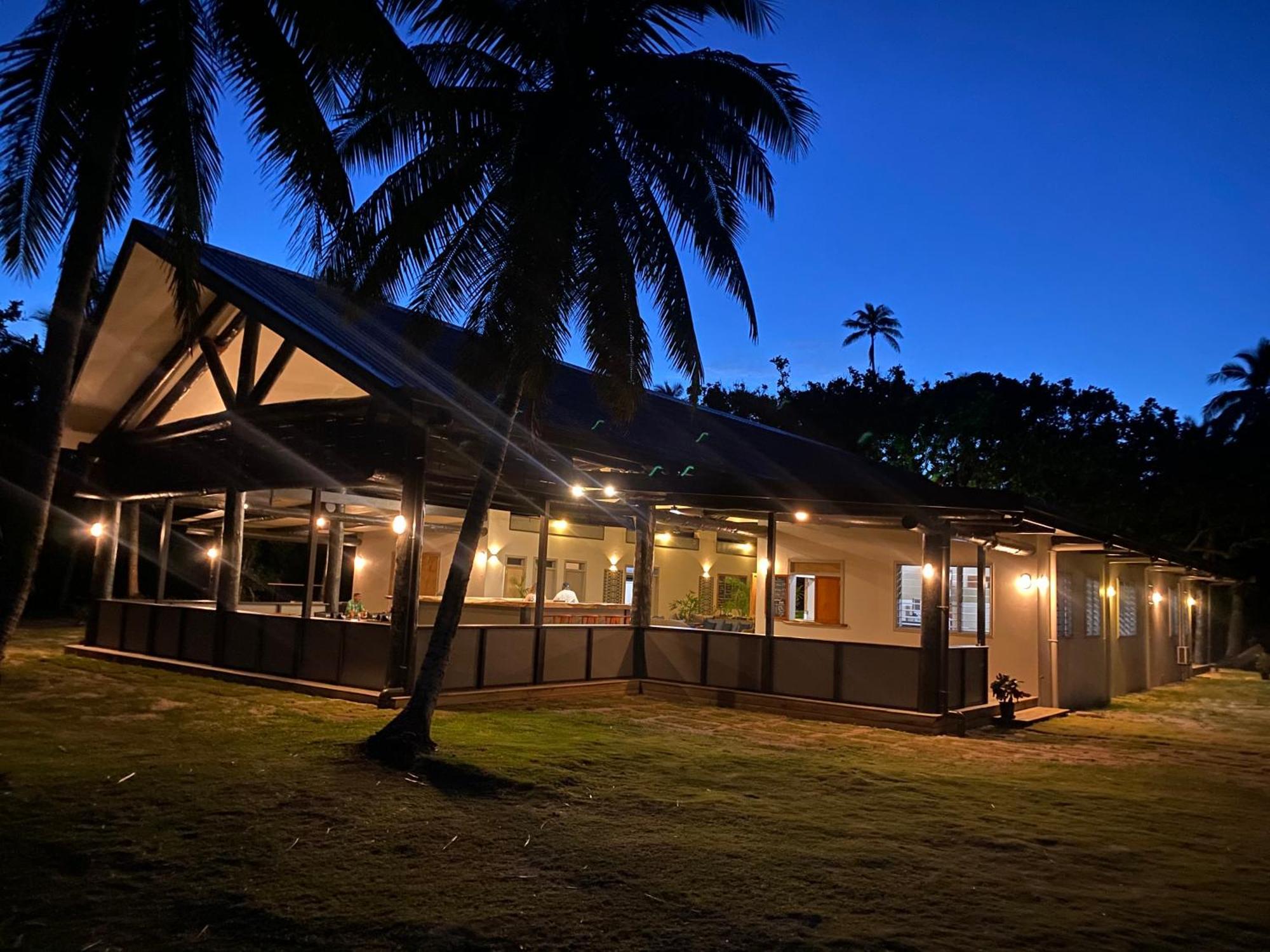 Coconut Beach Resort Tavewa Island Экстерьер фото
